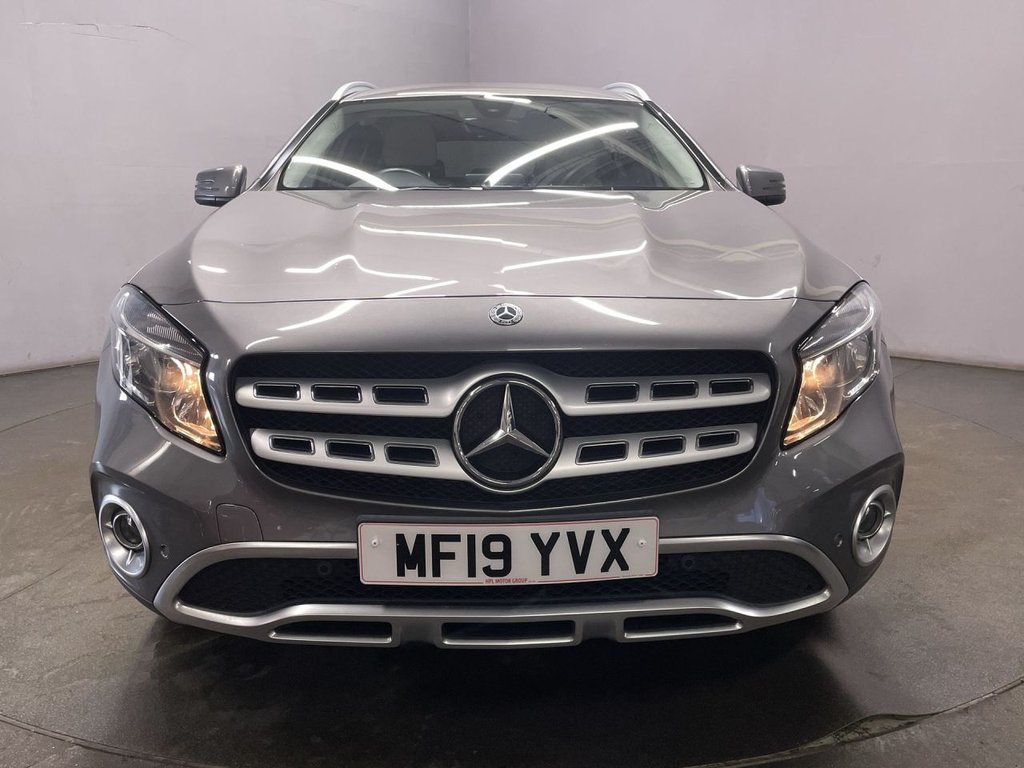 Used Mercedes-Benz GLA 2019 for sale - 76977437: Photo 10