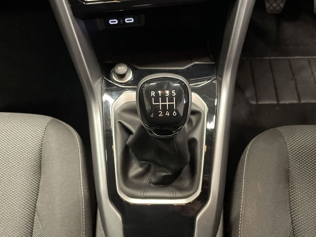 Used Volkswagen T-Roc 2022 for sale - 76470616: Photo 19