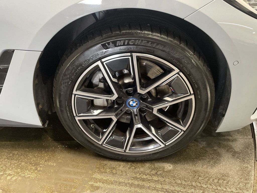 Used BMW i4 2022 for sale - 76163477: Photo 19