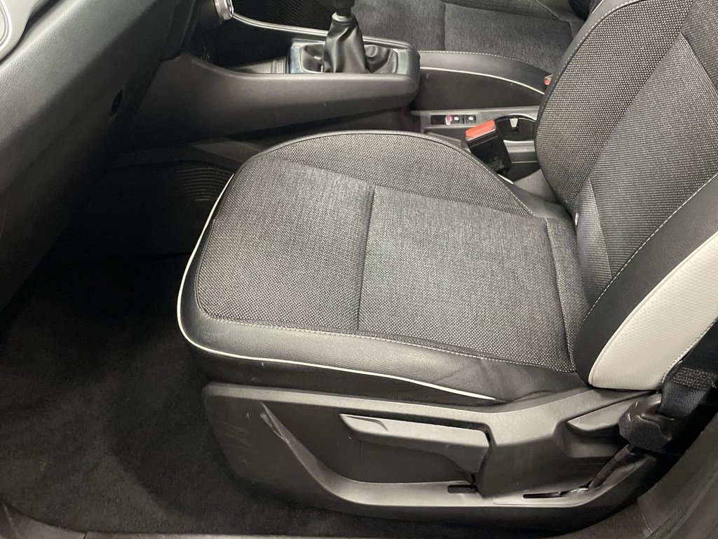 Used Renault Captur 2022 for sale - 77437364: Photo 17