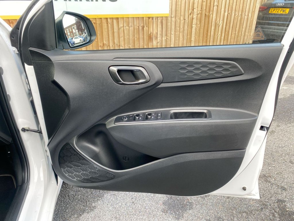 Used Hyundai i10 2024 for sale - 76386135: Photo 18