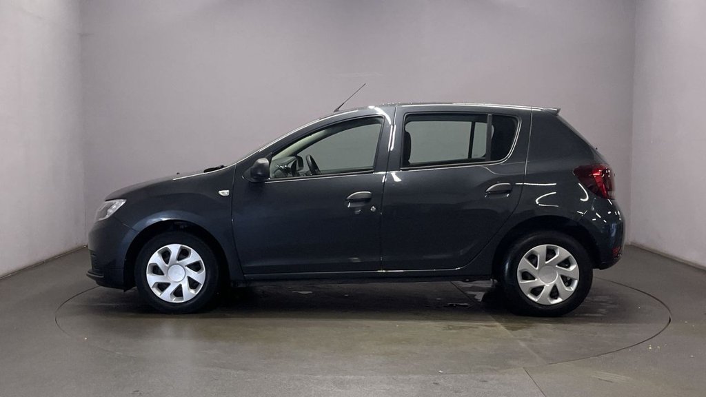 Used Dacia Sandero 2018 for sale - 76454398: Photo 5