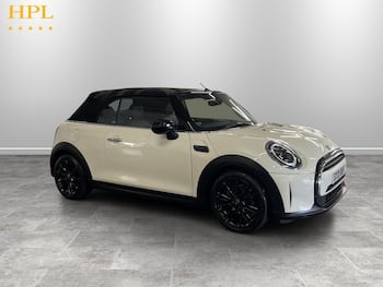 Used MINI Convertible 2021 for sale - 79643136: Photo