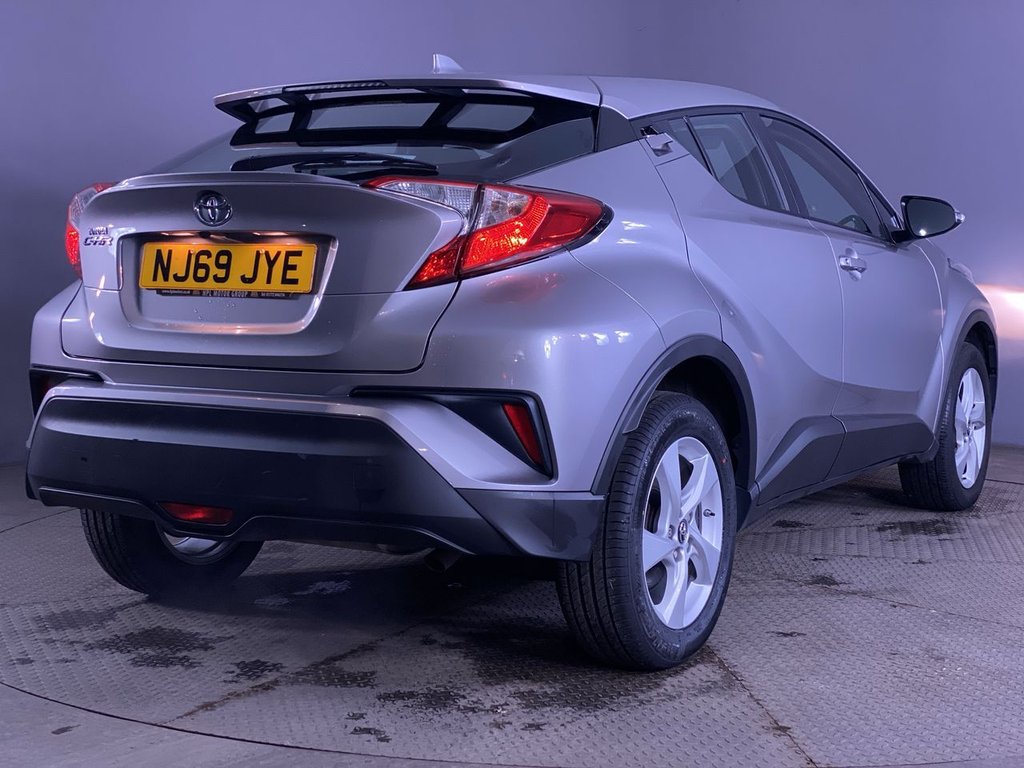 Used Toyota C-HR 2019 for sale - 76642193: Photo 15