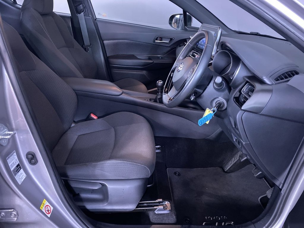 Used Toyota C-HR 2019 for sale - 76642193: Photo 22