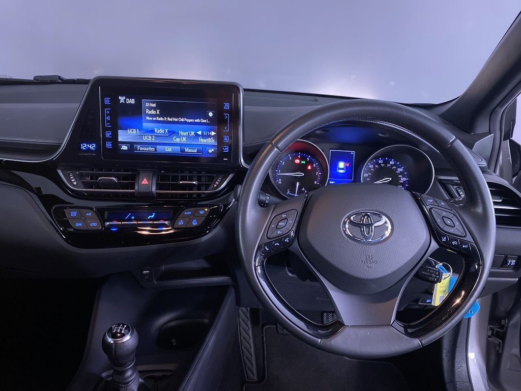 Used Toyota C-HR 2019 for sale - 76642193: Photo 23