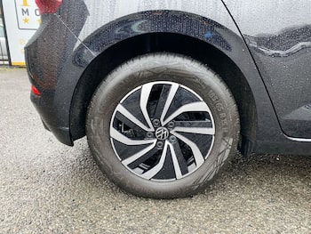 Used Volkswagen Polo 2023 for sale - 79675279: Photo