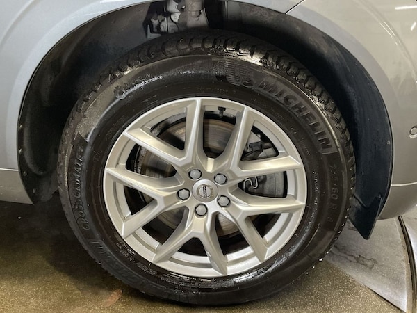 Used Volvo XC60 2018 for sale - 76154402: Photo 12