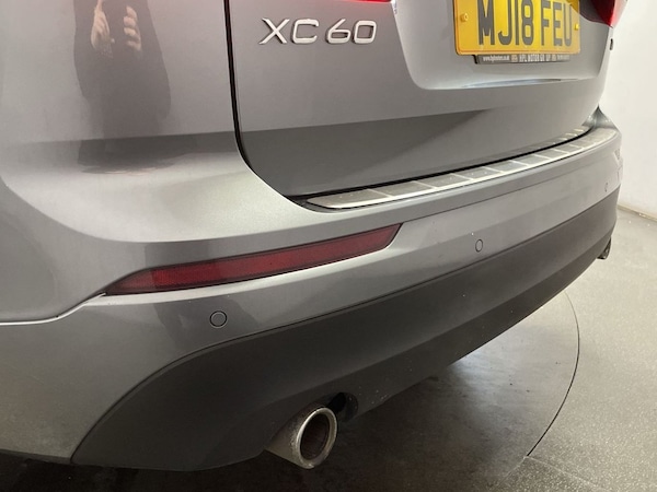 Used Volvo XC60 2018 for sale - 76154402: Photo 14