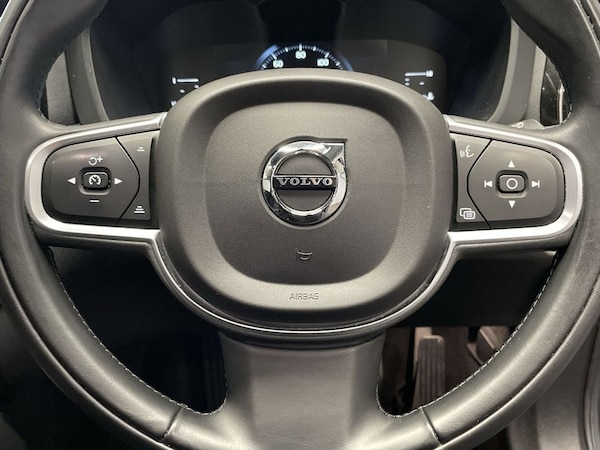 Used Volvo XC60 2018 for sale - 76154402: Photo 21