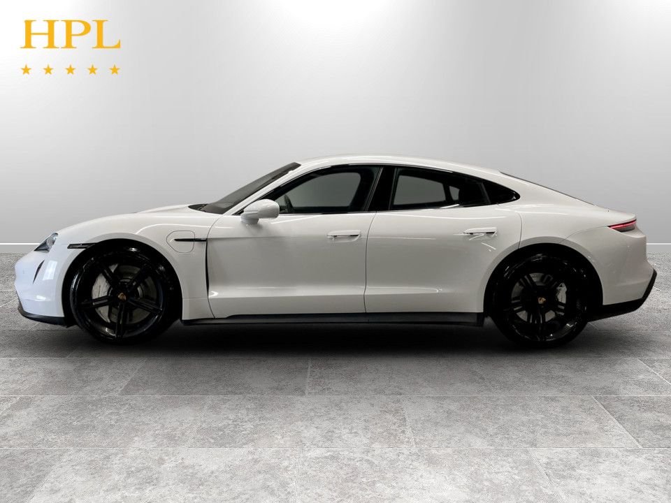 Used Porsche Taycan 2021 for sale - 78068557: Photo 4