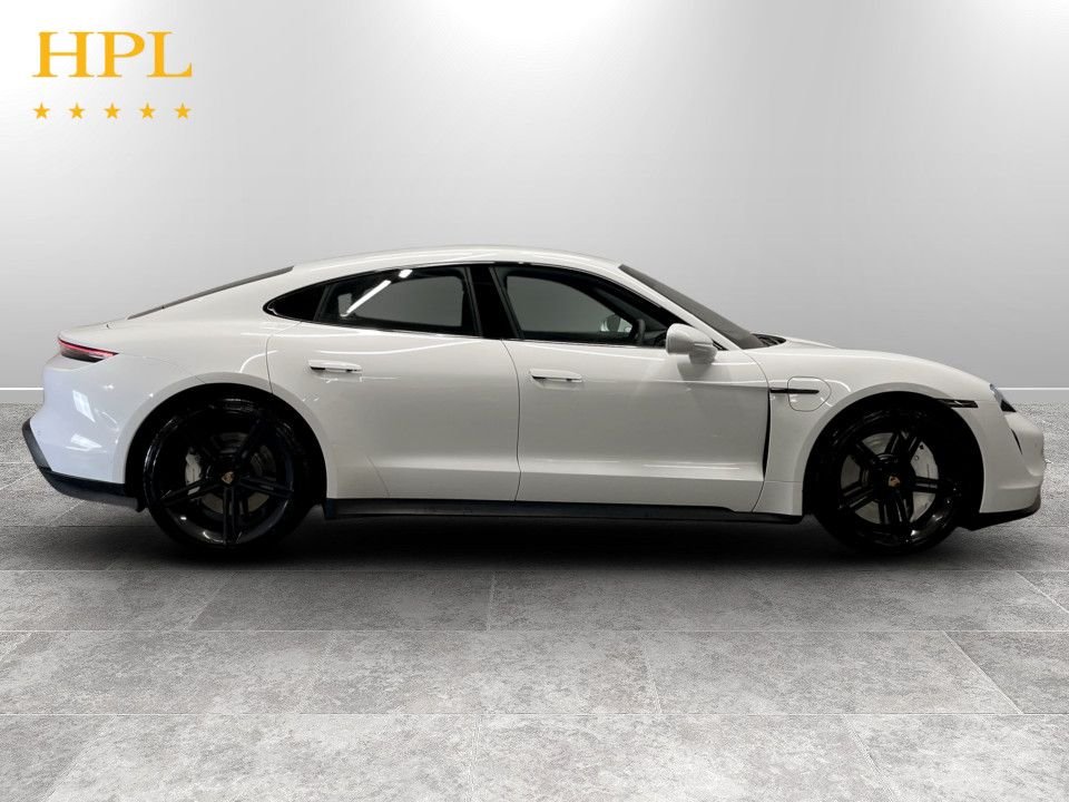 Used Porsche Taycan 2021 for sale - 78068557: Photo 8