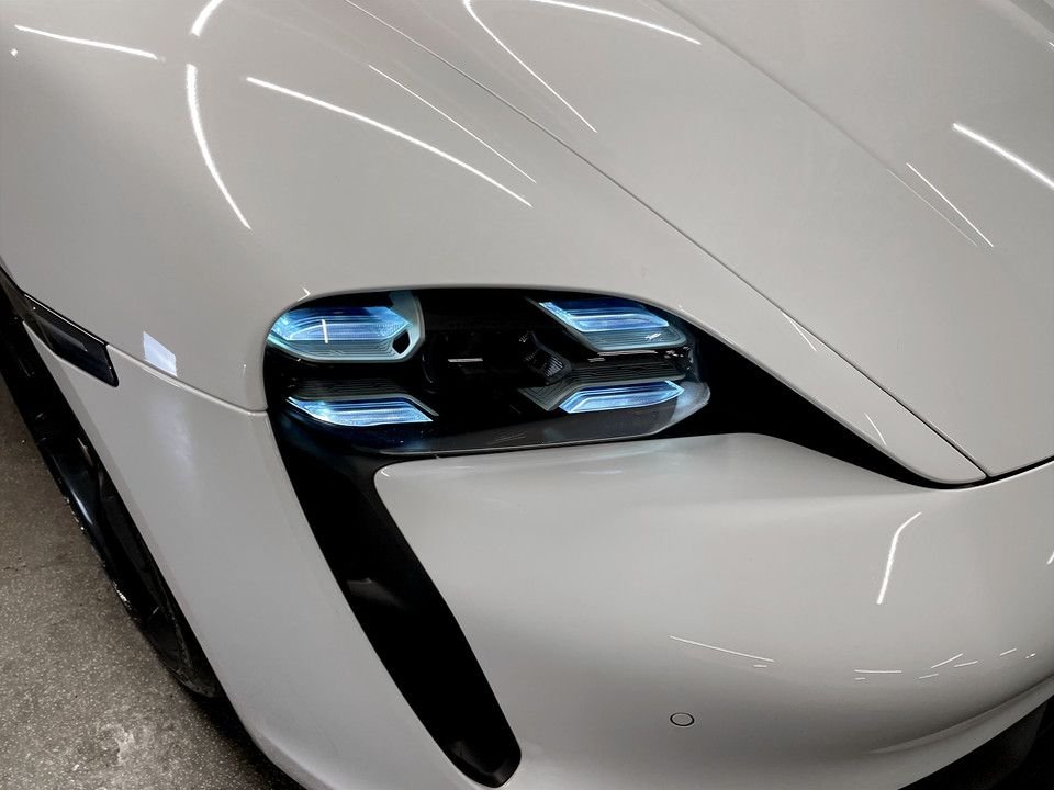 Used Porsche Taycan 2021 for sale - 78068557: Photo 9