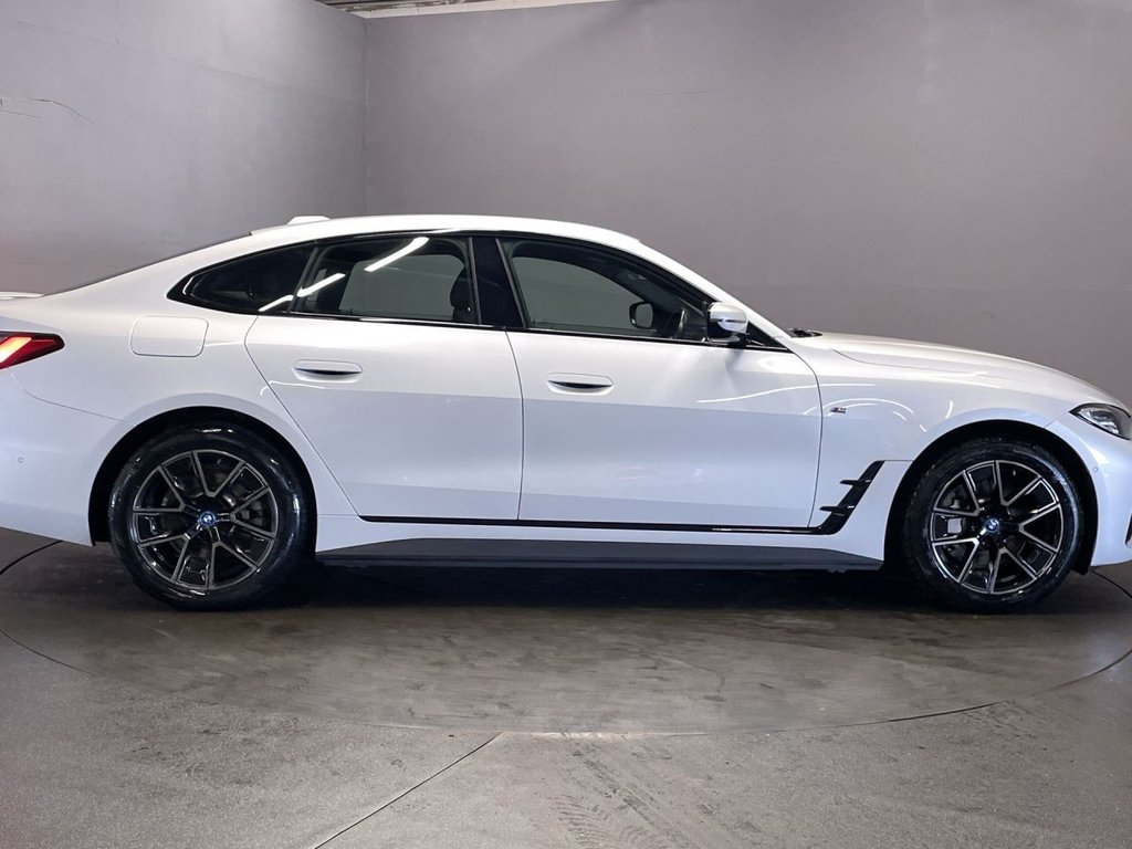 Used BMW i4 2022 for sale - 75936450: Photo 9