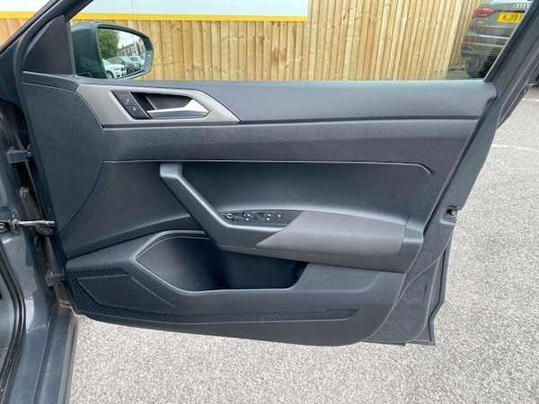 Used Volkswagen Polo 2018 for sale - 76279431: Photo 17