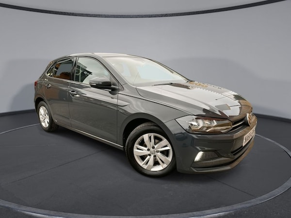 Used Volkswagen Polo 2018 for sale - 76279431: Photo 1