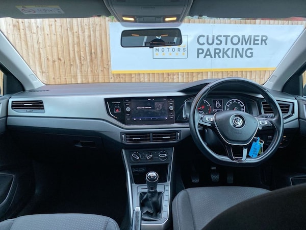 Used Volkswagen Polo 2018 for sale - 76279431: Photo 6