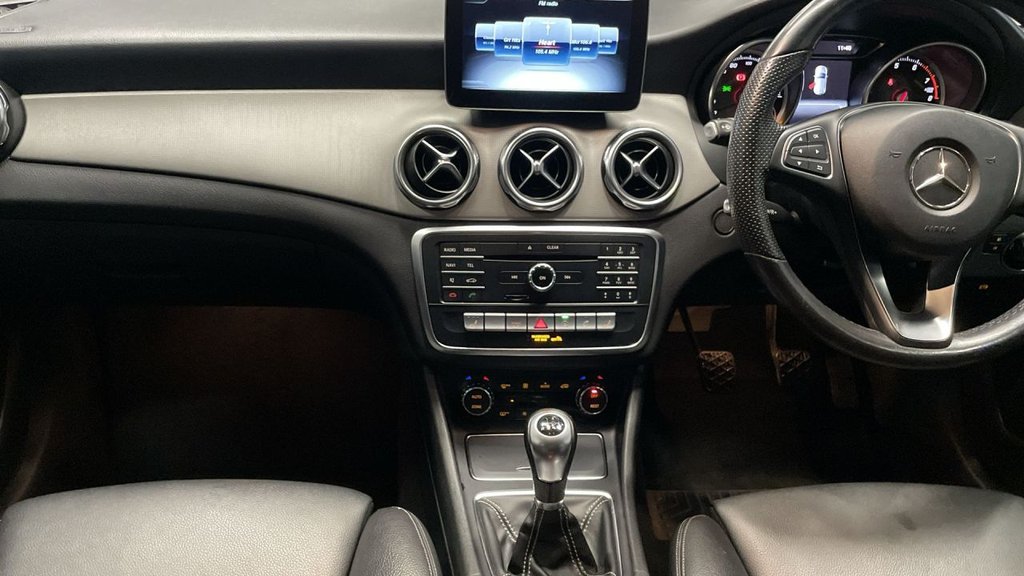 Used Mercedes-Benz GLA 2018 for sale - 76048087: Photo 16
