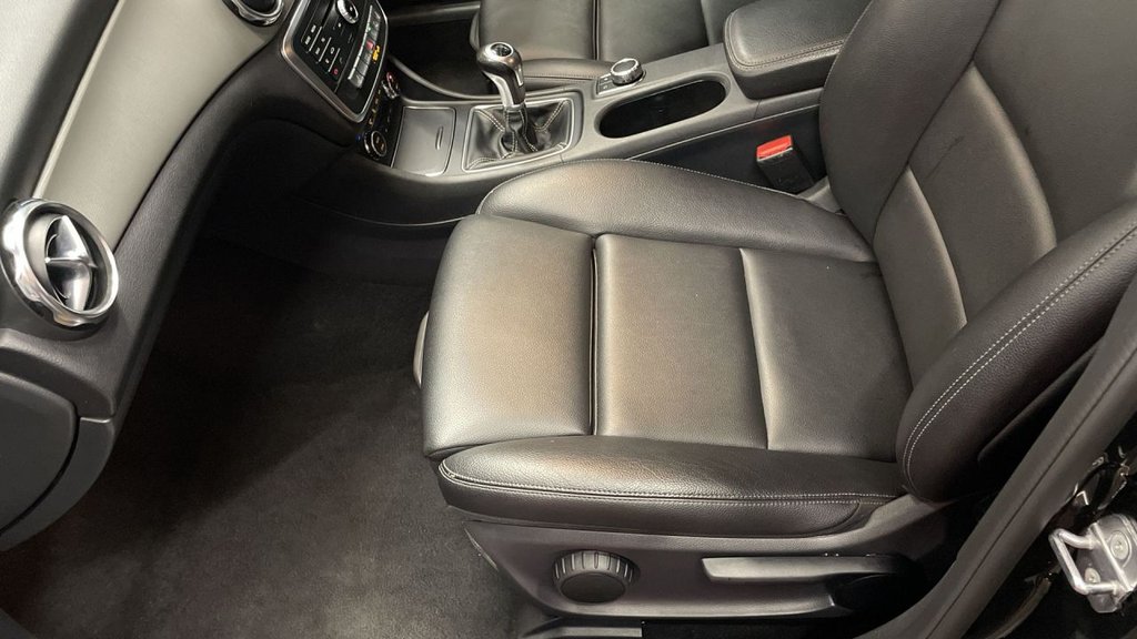 Used Mercedes-Benz GLA 2018 for sale - 76048087: Photo 17