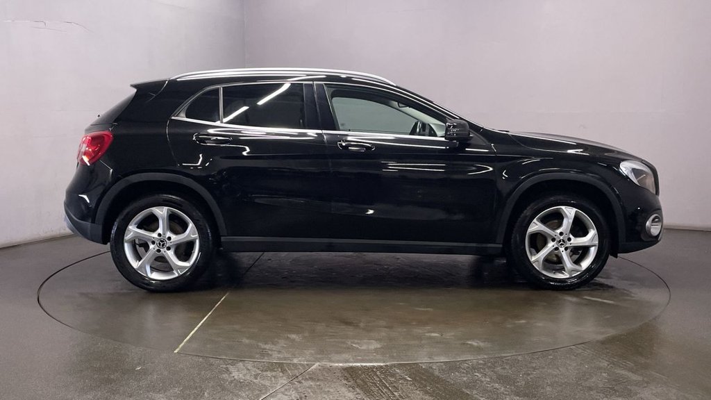 Used Mercedes-Benz GLA 2018 for sale - 76048087: Photo 9