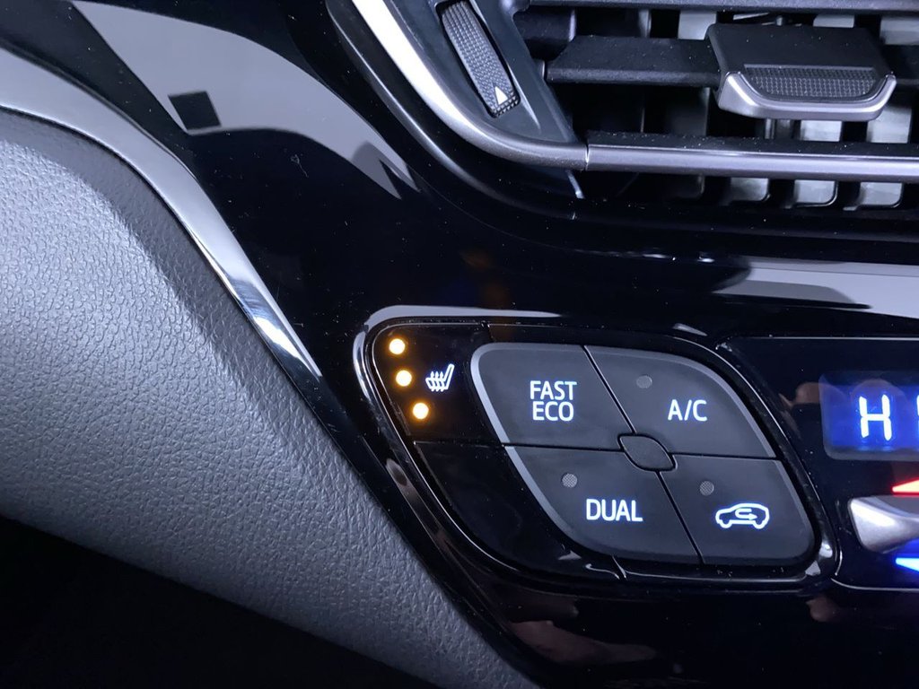 Used Toyota C-HR 2021 for sale - 77275672: Photo 25