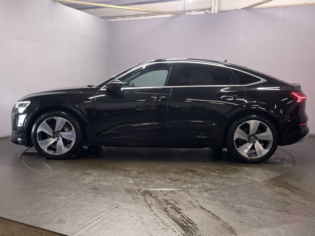 Used Audi e-tron 2022 for sale - 76848442: Photo 5