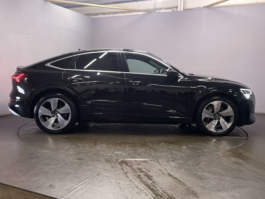 Used Audi e-tron 2022 for sale - 76848442: Photo 9