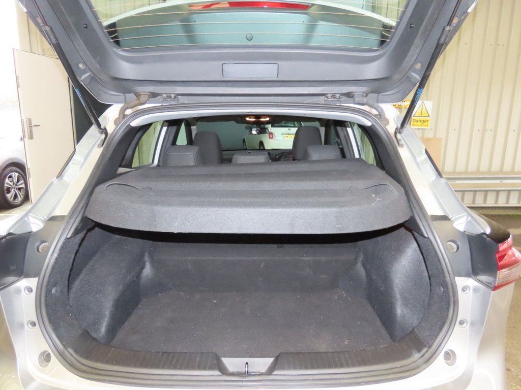 Used Nissan Qashqai 2022 for sale - 76950710: Photo 9