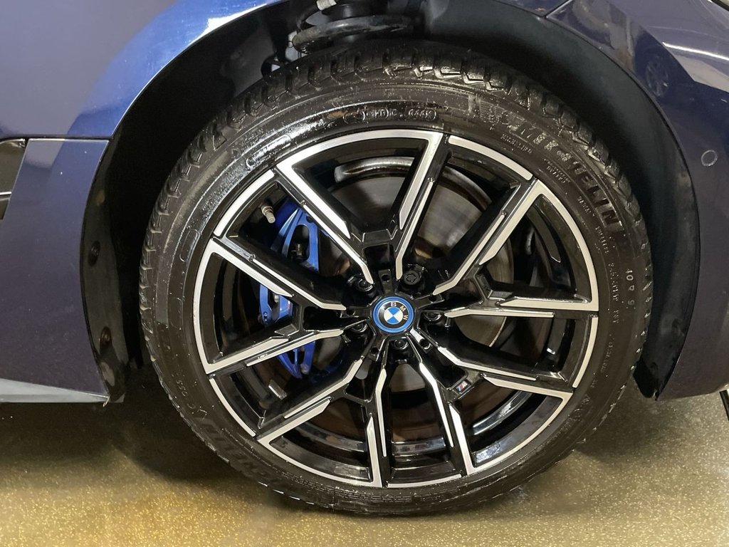 Used BMW i4 2022 for sale - 76642652: Photo 12