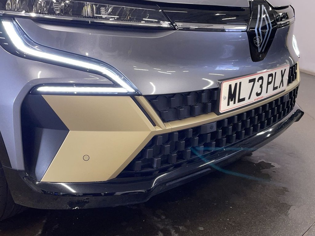 Used Renault Megane E Tech 2023 for sale - 77384279: Photo 11