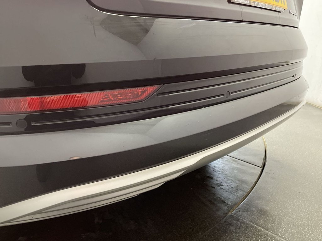 Used Audi e-tron 2020 for sale - 76973560: Photo 14