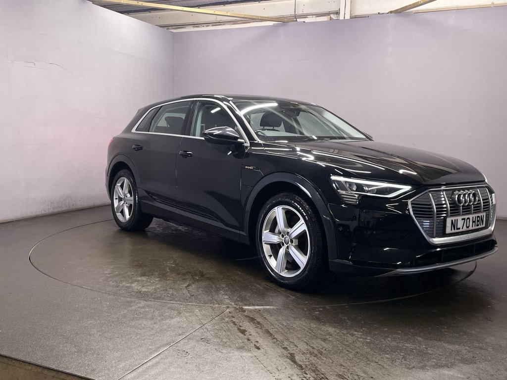 Used Audi e-tron 2020 for sale - 76973560: Photo 2