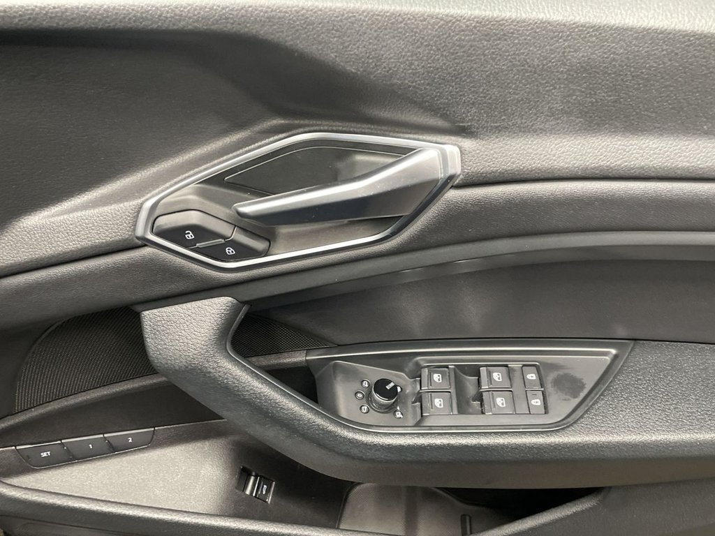 Used Audi e-tron 2020 for sale - 76973560: Photo 25