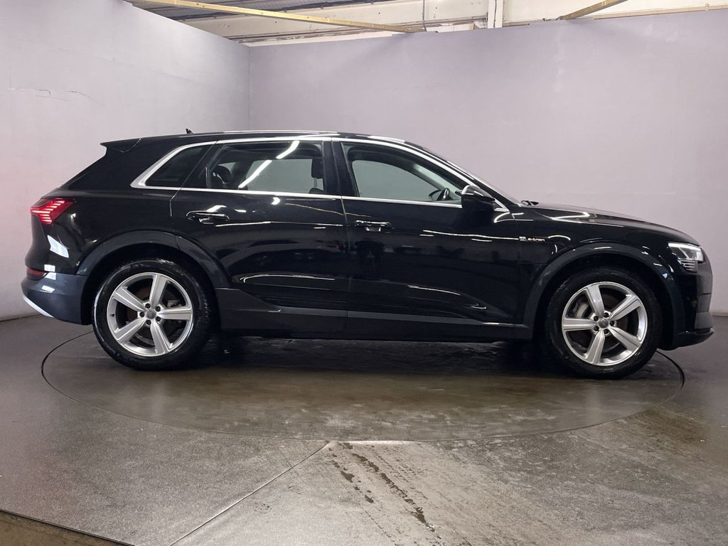 Used Audi e-tron 2020 for sale - 76973560: Photo 9