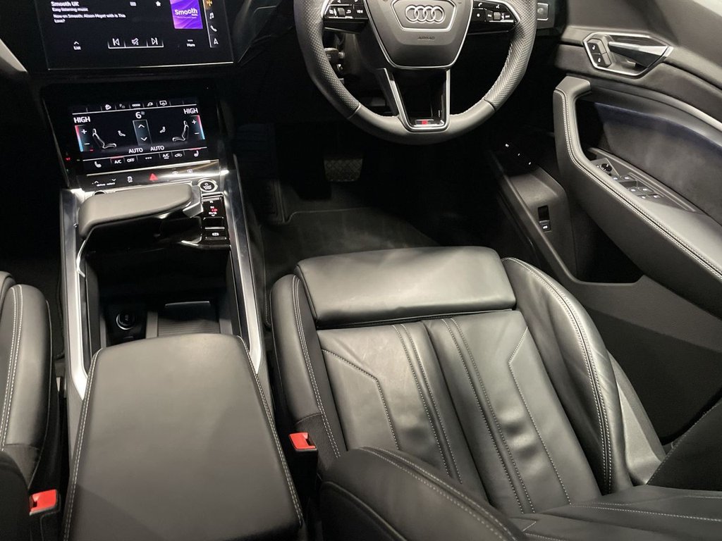 Used Audi e-tron 2022 for sale - 76386352: Photo 15