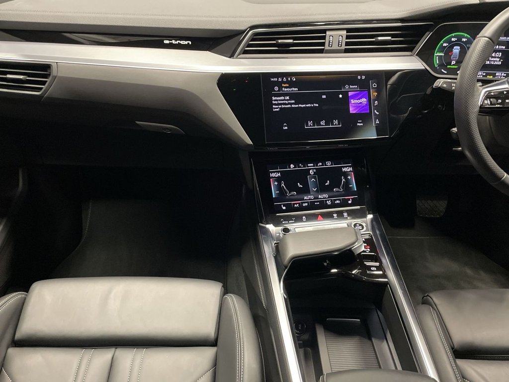 Used Audi e-tron 2022 for sale - 76386352: Photo 16