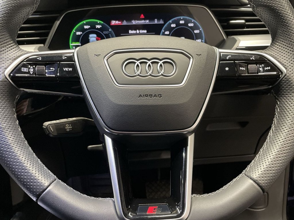 Used Audi e-tron 2022 for sale - 76386352: Photo 21