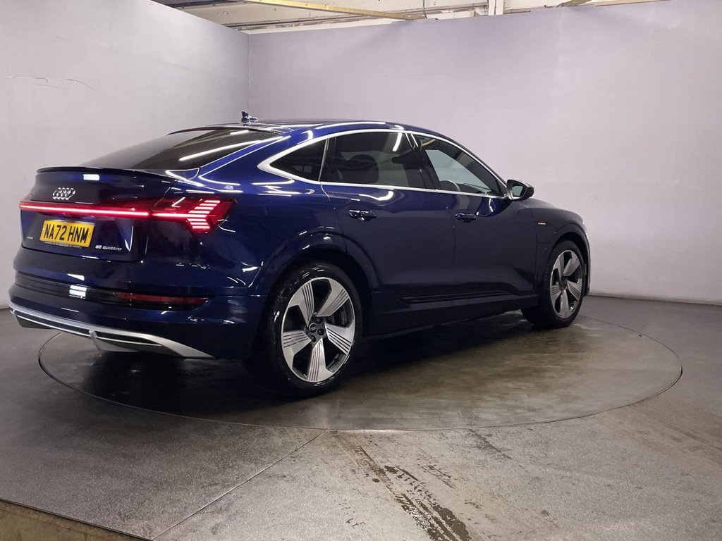 Used Audi e-tron 2022 for sale - 76386352: Photo 8