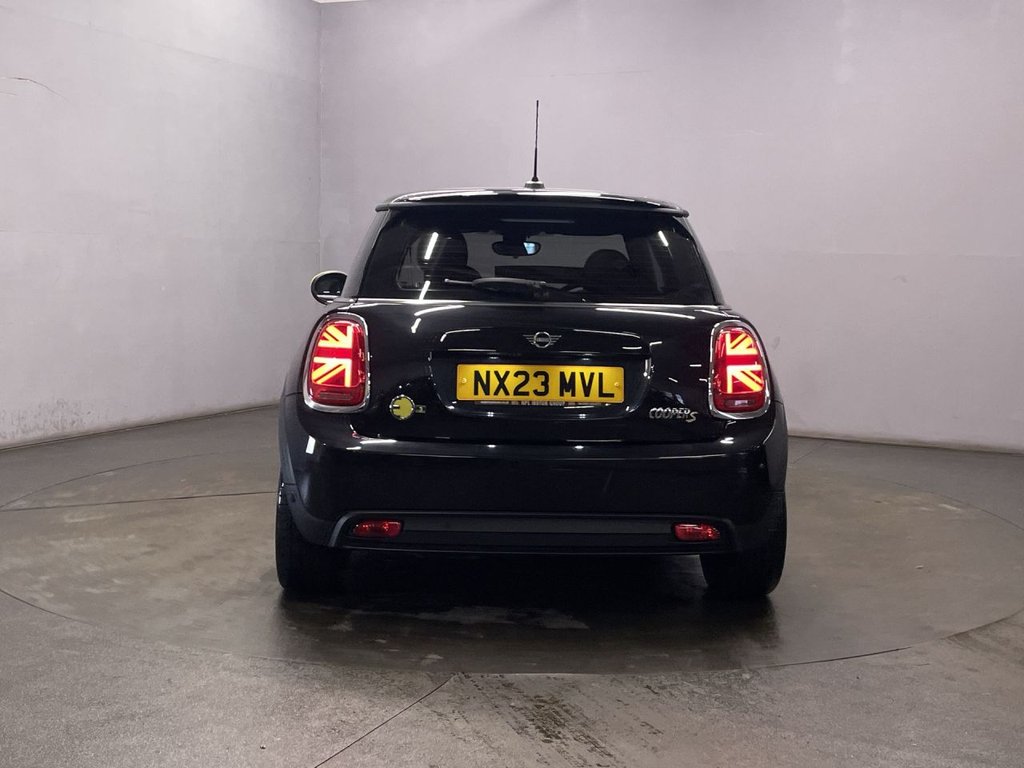 Used MINI Electric Hatch 2023 for sale - 76973476: Photo 7