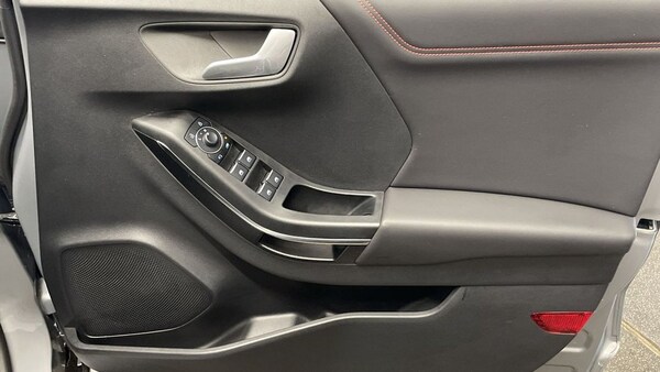 Used Ford Puma 2023 for sale - 75444312: Photo 24