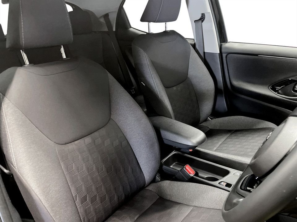 Used Toyota Yaris 2025 for sale - 77667625: Photo 11