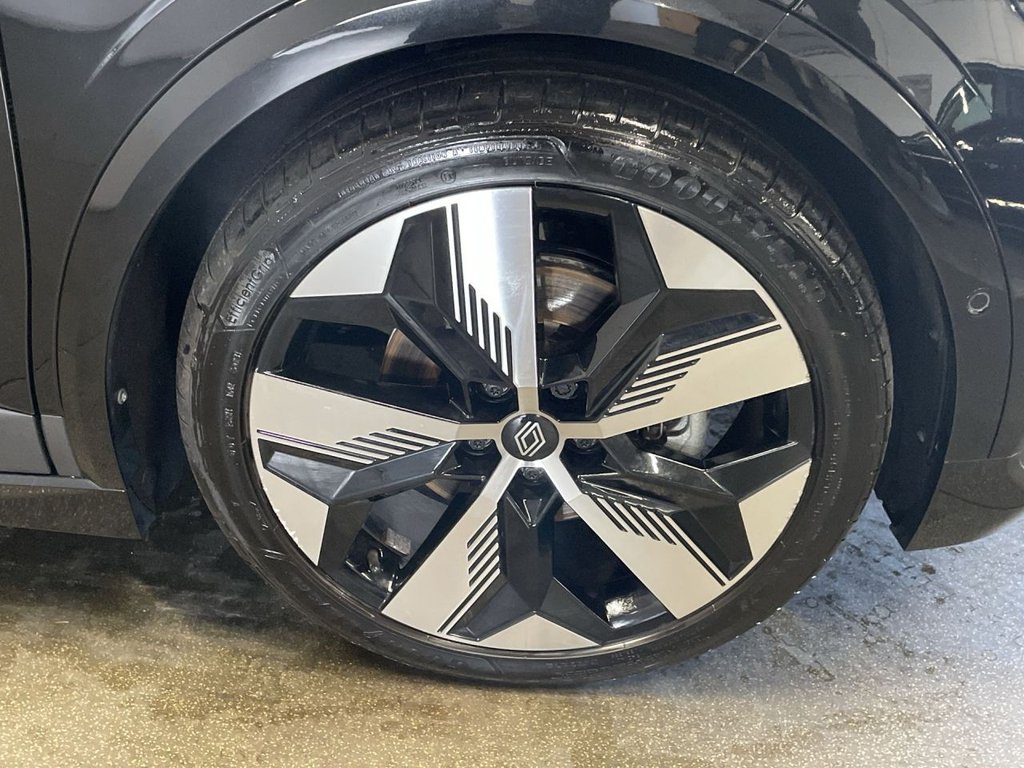 Used Renault Megane E Tech 2024 for sale - 76429557: Photo 12