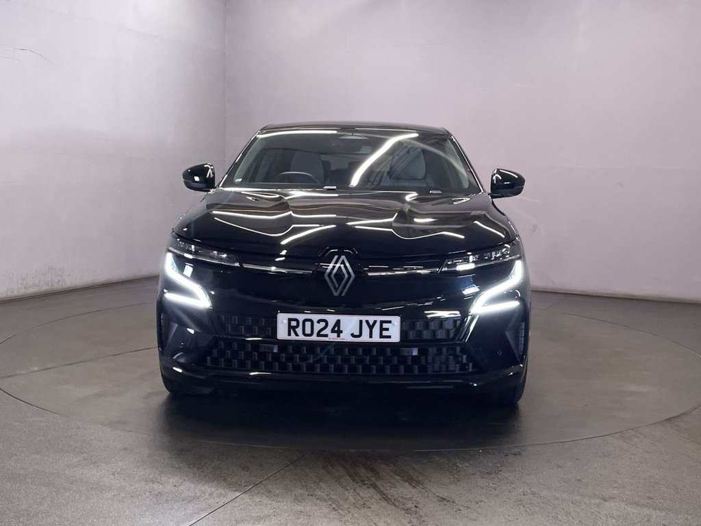 Used Renault Megane E Tech 2024 for sale - 76429557: Photo 3