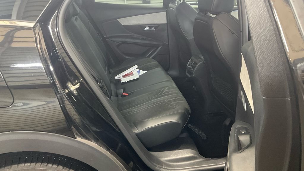 Used Peugeot 3008 2021 for sale - 76410393: Photo 8