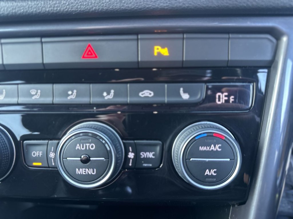 Used Volkswagen T-Roc 2021 for sale - 77436646: Photo 21