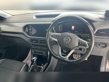 Used Volkswagen T-Cross 2020 for sale - 76950706: Photo