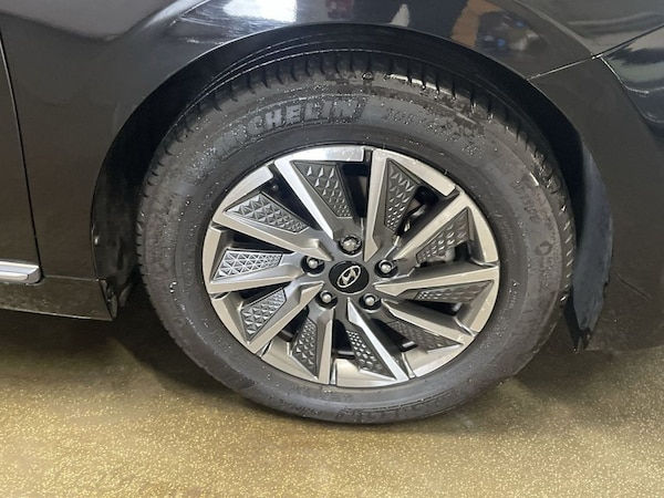 Used Hyundai IONIQ 2021 for sale - 76163503: Photo 12