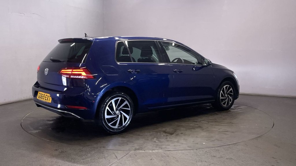 Used Volkswagen Golf 2019 for sale - 77967707: Photo 15