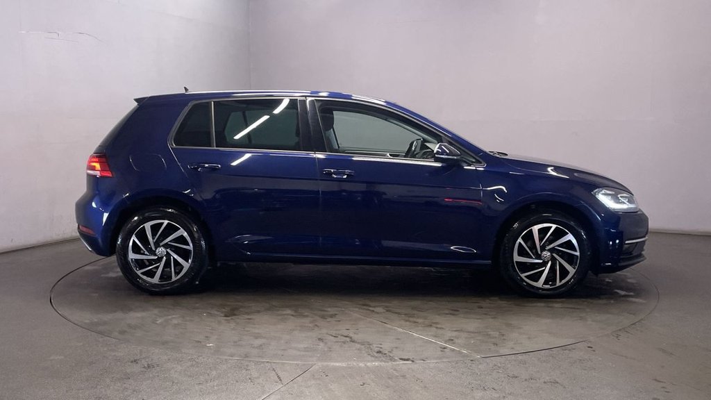 Used Volkswagen Golf 2019 for sale - 77967707: Photo 16