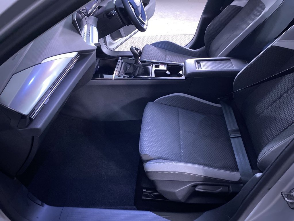 Used Vauxhall Astra 2022 for sale - 77341235: Photo 17